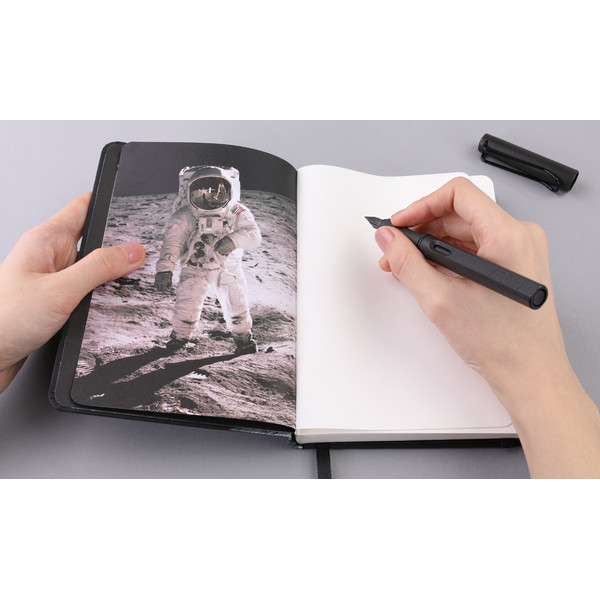 AstroReality LUNAR AR cuaderno