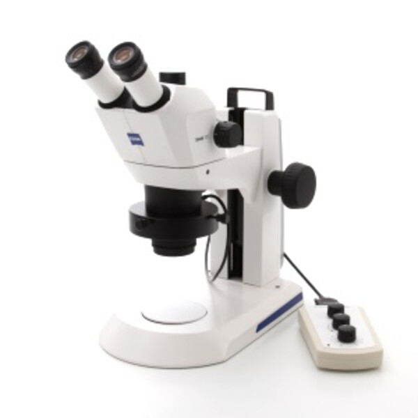 ZEISS Stemi 305; trino; Greenough; w.d.110mm; 16x/14; ZOOM 5:1;  0.8-8.0;  2.0x Lente auxiliar, Iluminador anular VisiLED