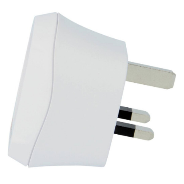 Skross Fuente energética Adaptador de viaje Europe to UK