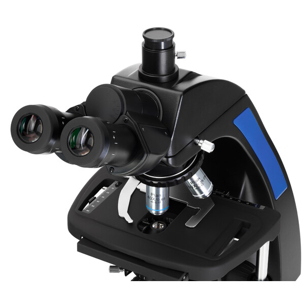 Microscopio 870T