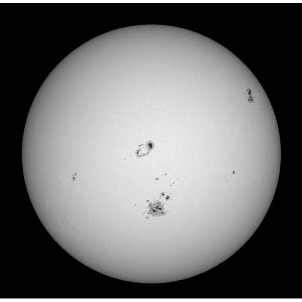 Baader Lámina de seguridad AstroSolar® ClearWhite OD 5,1, 117 x 117 cm