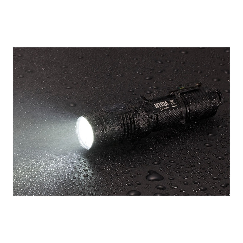 Nitecore Linterna MT10A
