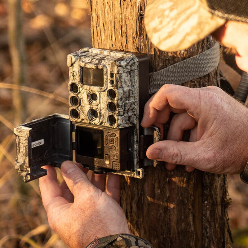 Bushnell Cámara de caza 32MP CORE DS4K Tree Bark Camo No Glow, Caja 5L
