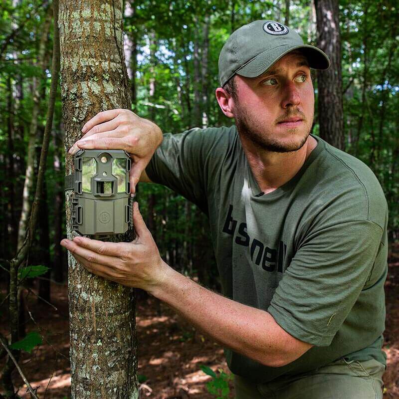 Bushnell Cámara de caza 20MP Prime L20 Tan Low Glow, Caja 5L