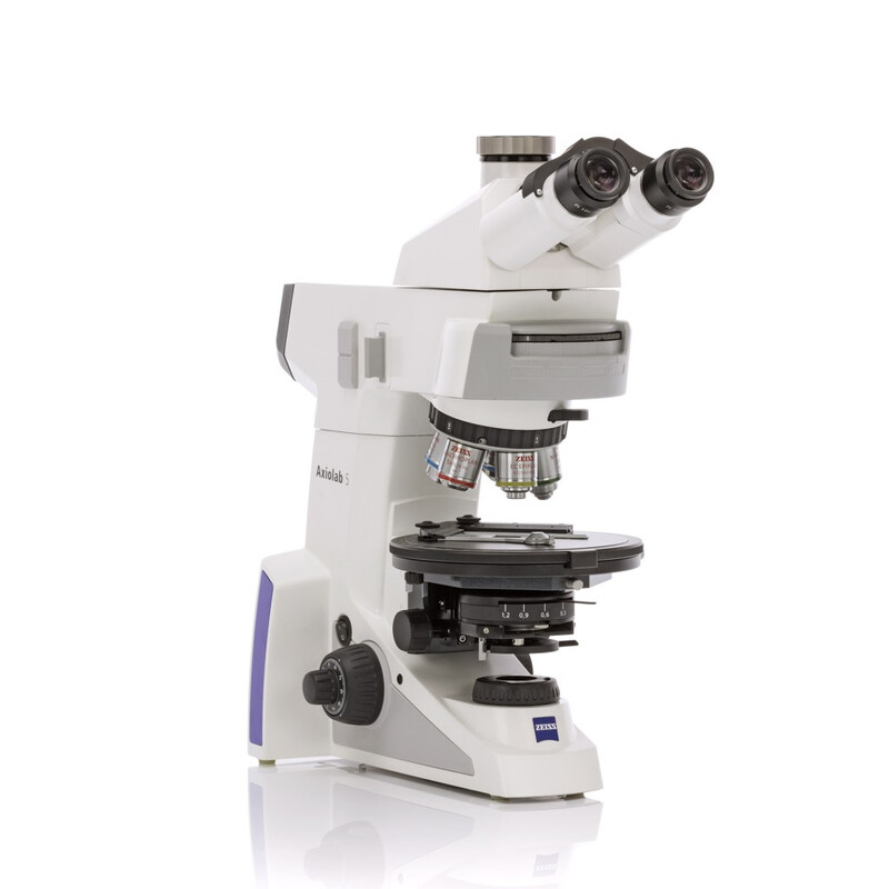 ZEISS Microscopio Axiolab 5 Pol, trino, infinity, plan, neofl, 5x, 10x, 20x, 40x, 10x/23, Dl, LED, 10W, 5xH Pol codificado, incl. Lambda Comp., placa reticulada y guía de objetos