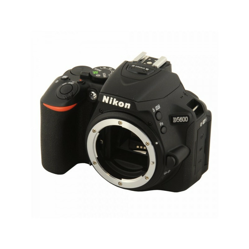 Nikon Kamera DSLR D5600a Full Range (Fast neuwertig)