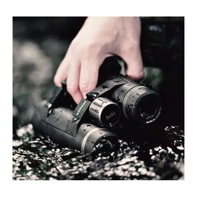 Minox Binoculares X-HD 8x44