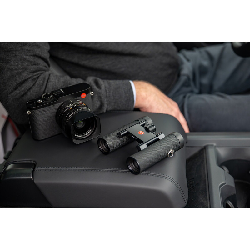 Leica Binoculares Noctivid 10x25 en cuero negro